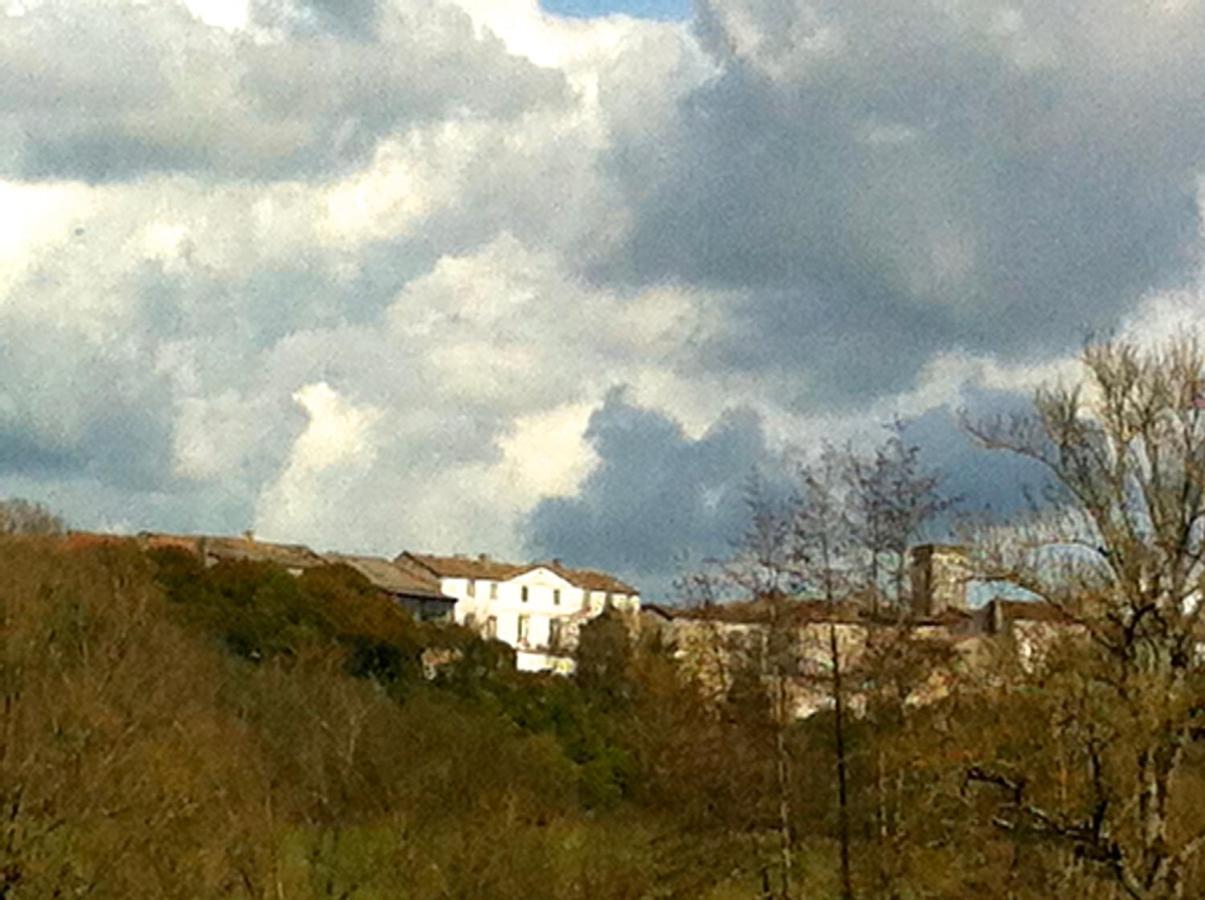 Cours De Thomazeau Bed and Breakfast Castillonnès Esterno foto