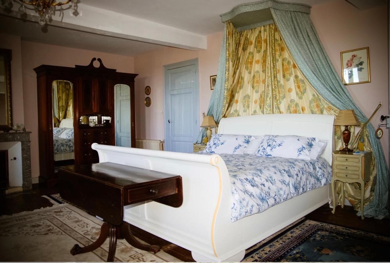 Cours De Thomazeau Bed and Breakfast Castillonnès Esterno foto