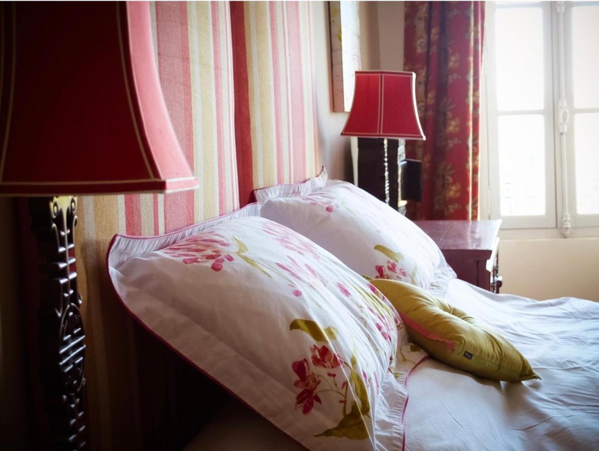 Cours De Thomazeau Bed and Breakfast Castillonnès Esterno foto